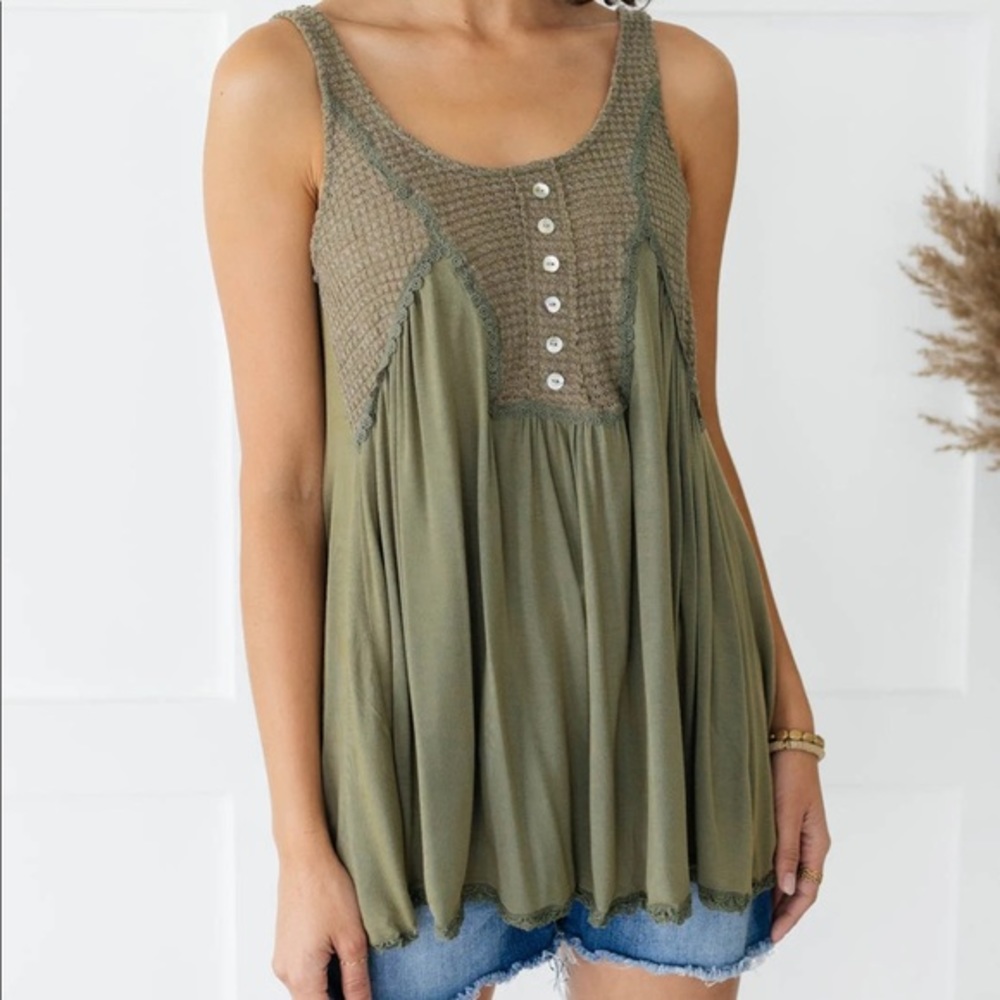 POL JEMMA TUNIC LACE TANK